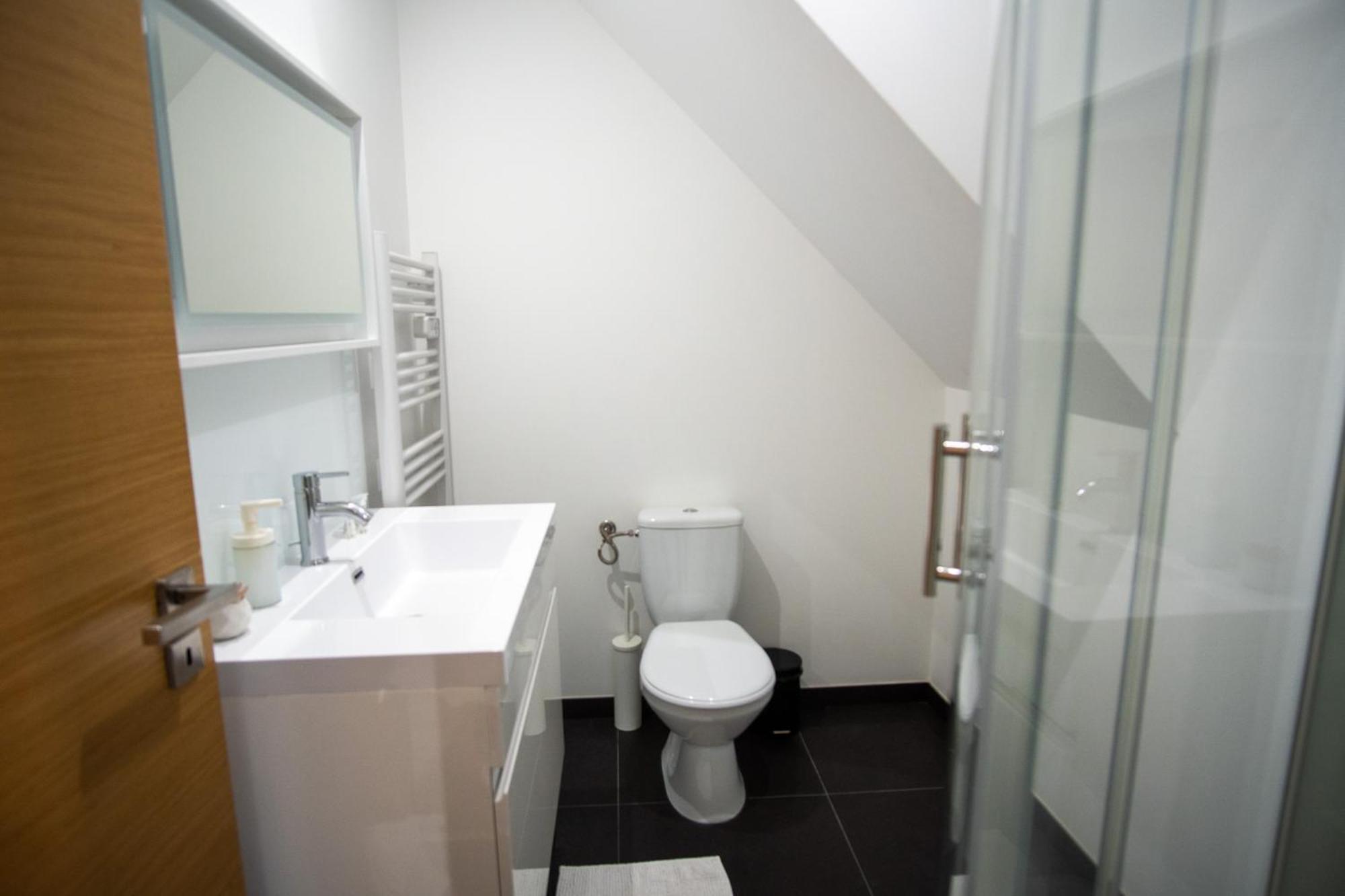A L'Ombre Du Pin "7" - Spacious T3 Duplex Near Disneyland And Paris, 1-6 Guests Le Pin  Exterior foto